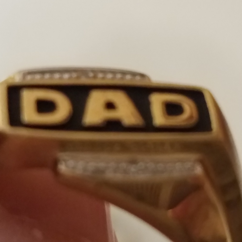 10K yellow Gold Dad ring with diamond accents